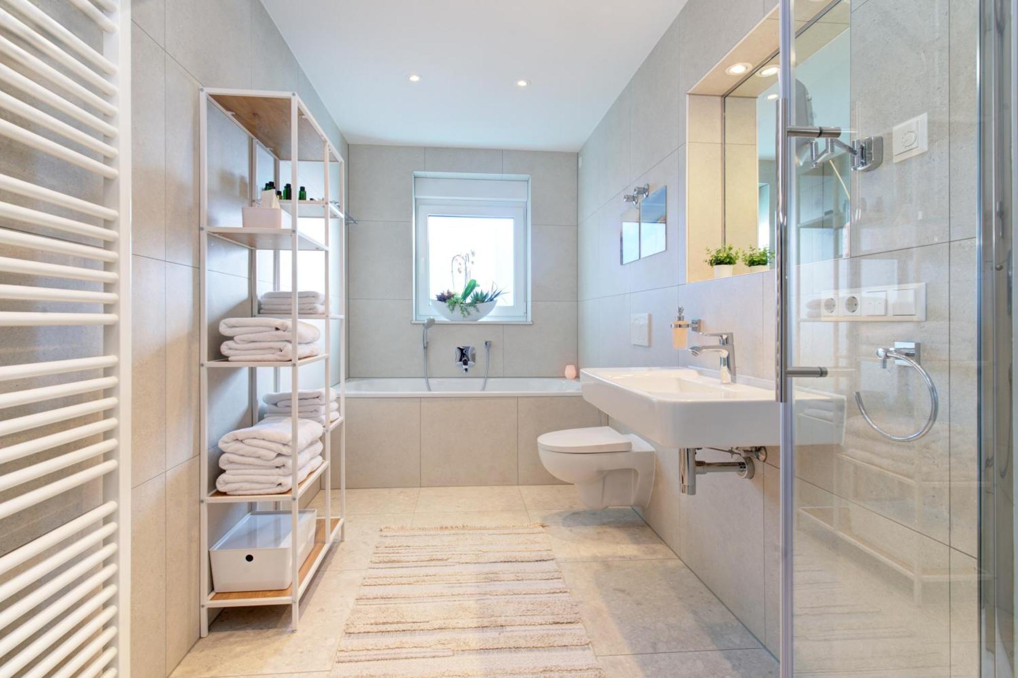 BlumenRaum Ferienwohnung 2 Карлсруе Екстериор снимка